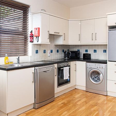 Aisling Guest House Ашборн Экстерьер фото